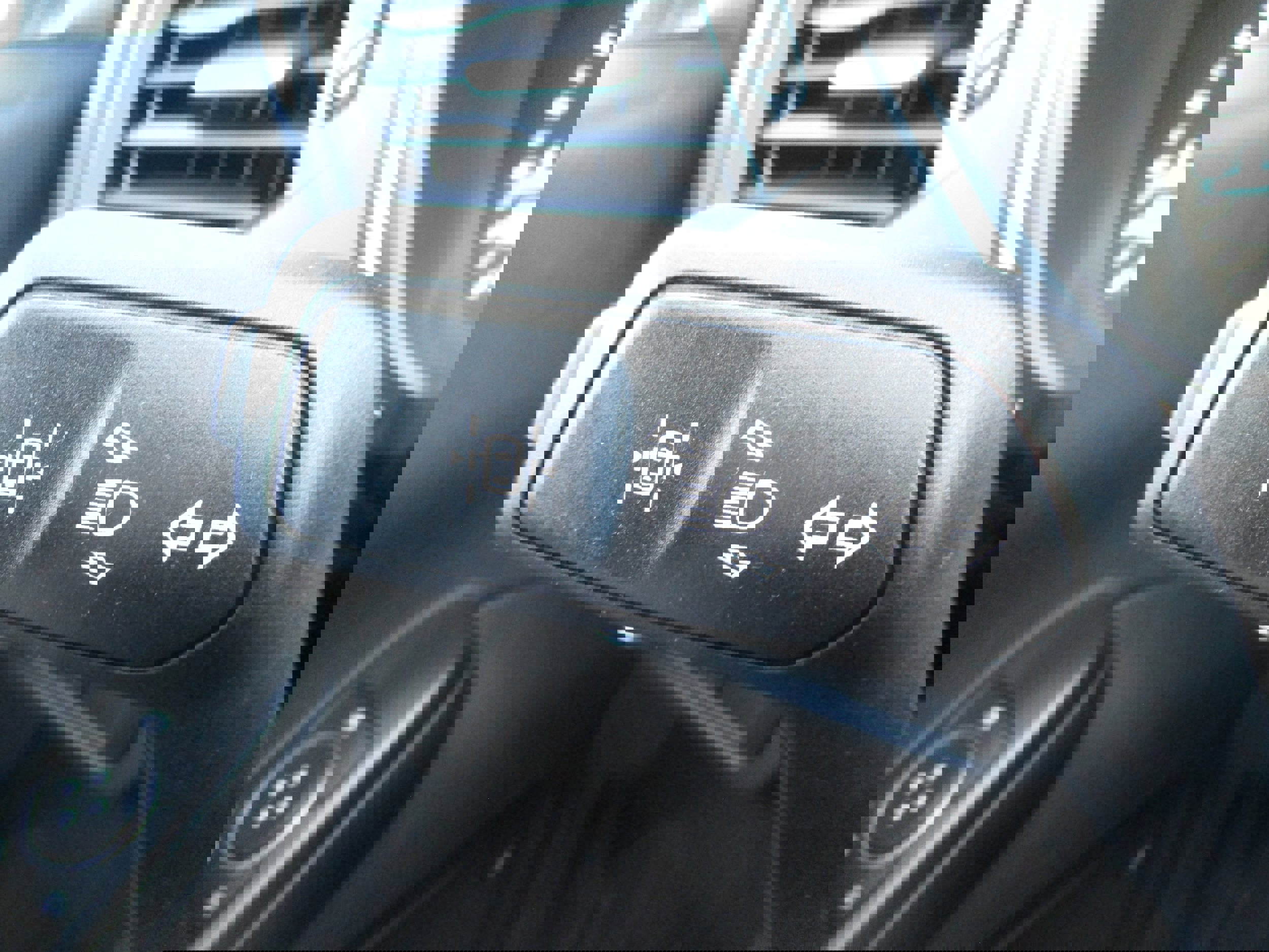 Used 2022 Ford Escape SE w/ Convenience Package image 17