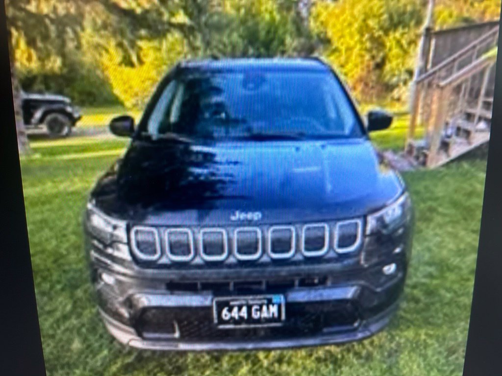 Used 2022 Jeep Compass Latitude AWD/4WD image 3