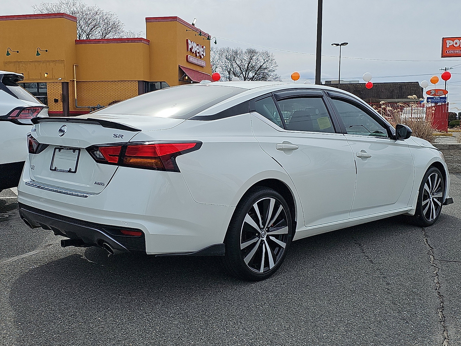 Certified 2022 Nissan Altima 2.5 SR image 6
