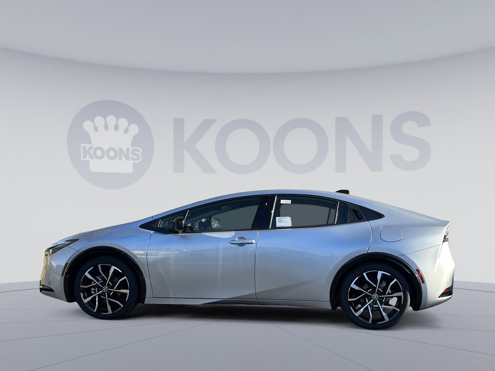 New 2026 Toyota Prius Plug-In Hybrid image 2