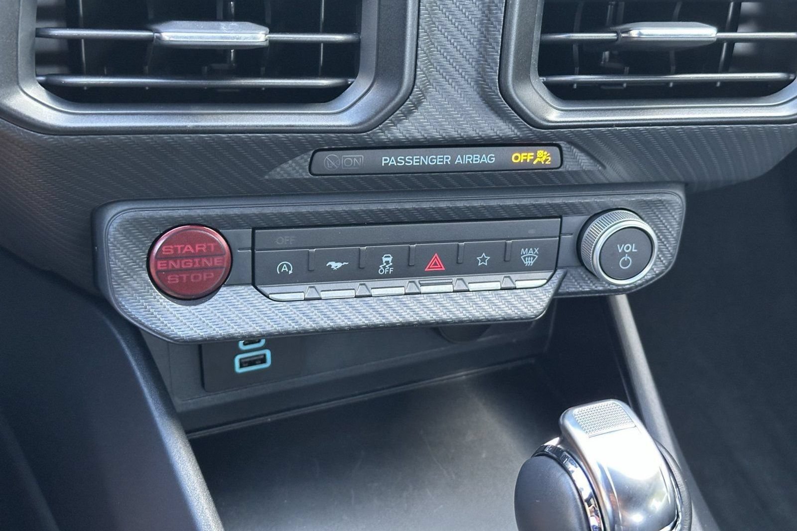 Used 2025 Ford Mustang Coupe RWD image 24