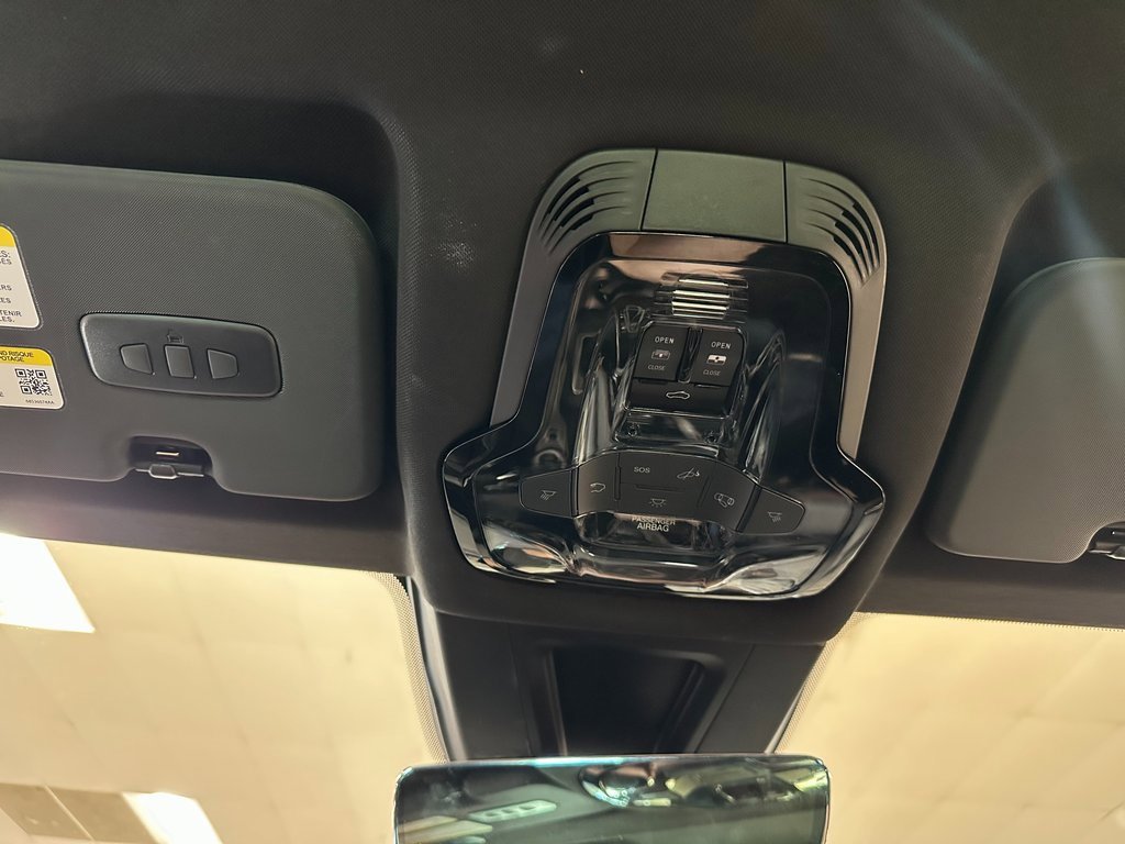 Certified 2024 Dodge Hornet R/T Plus image 31