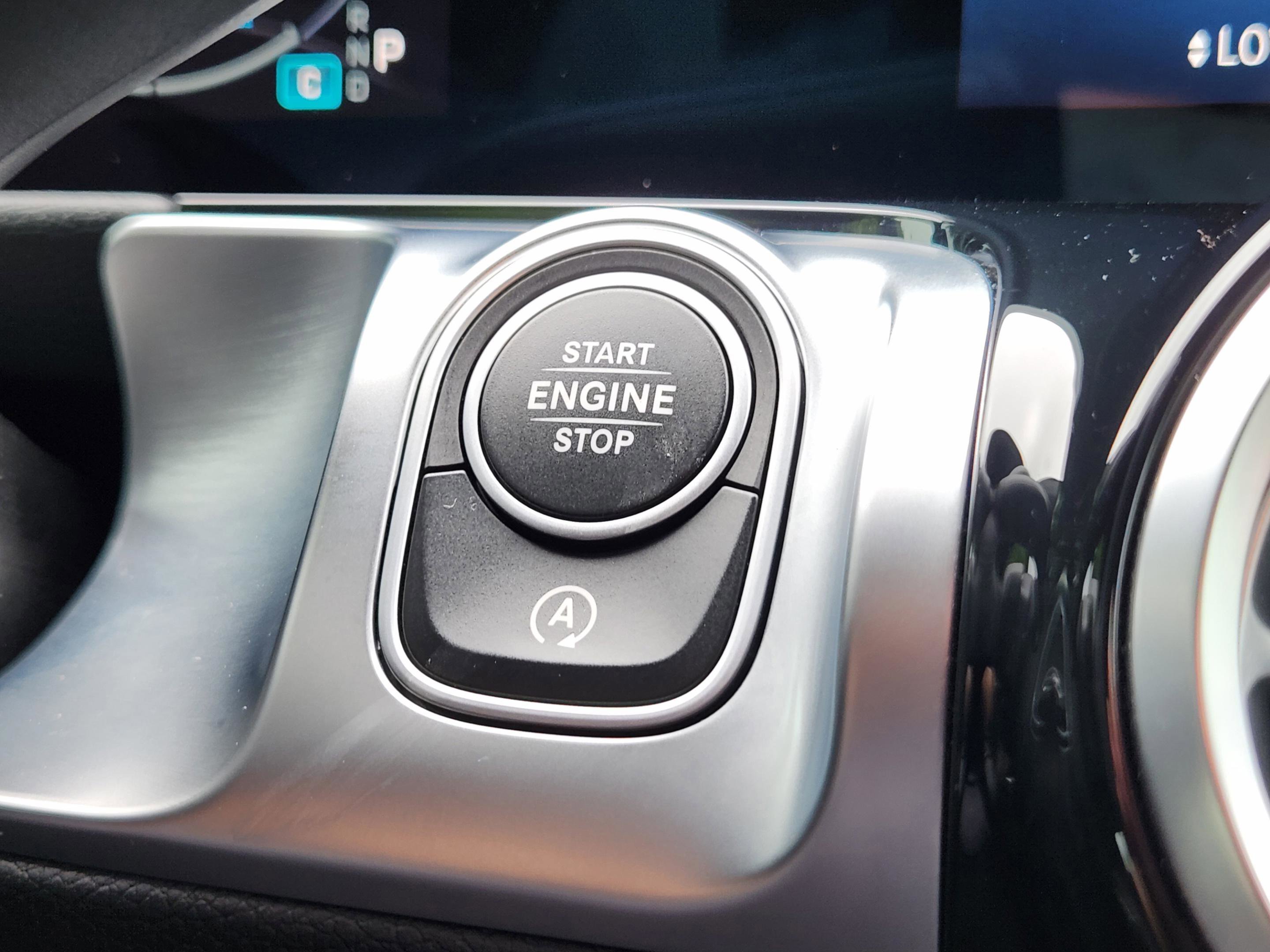 Certified 2025 Mercedes-Benz GLB 250 image 14