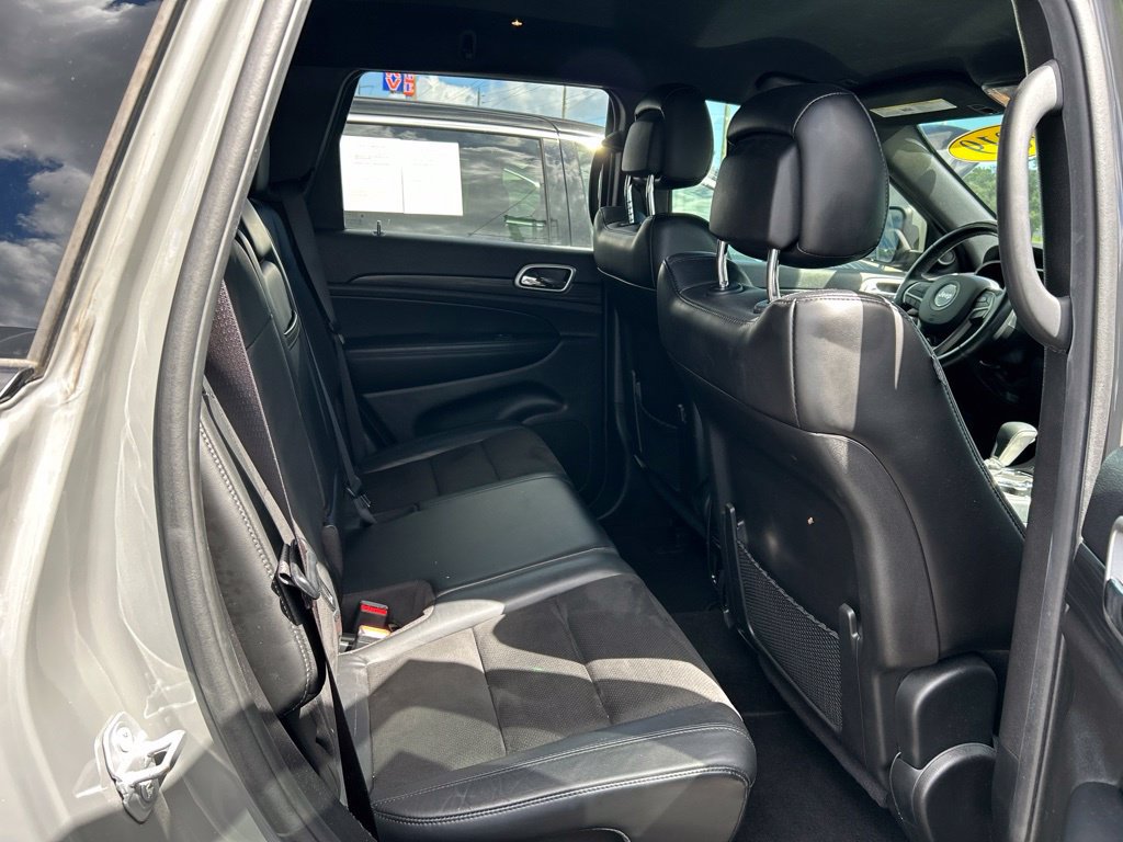 Used 2019 Jeep Grand Cherokee Altitude RWD image 42