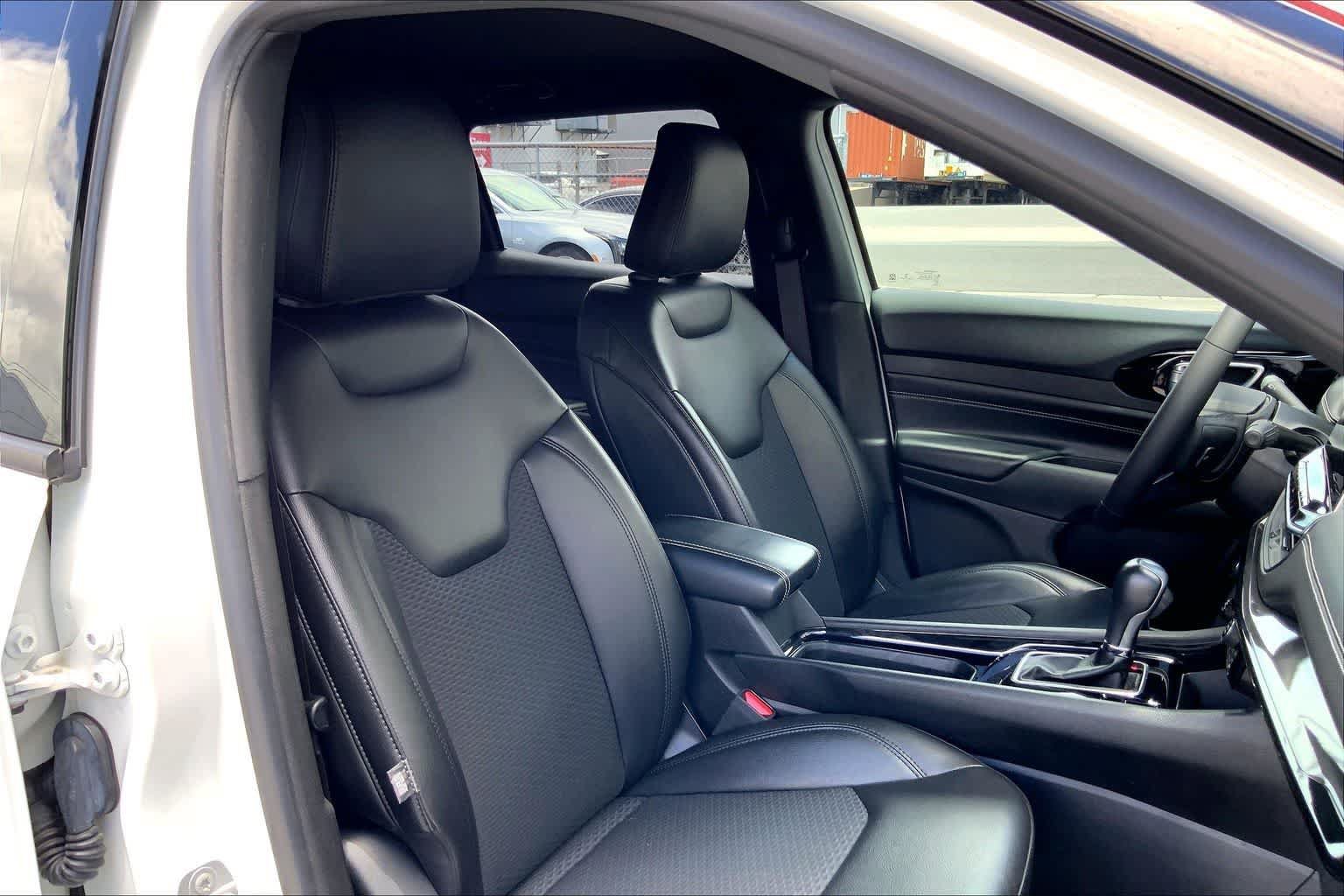 Used 2022 Jeep Compass Latitude FWD image 13