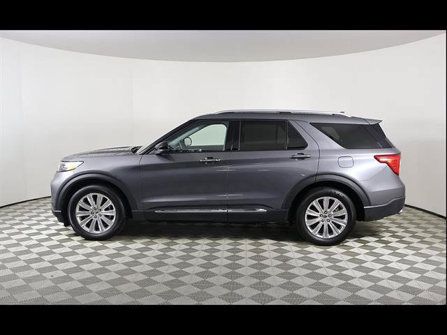 Used 2022 Ford Explorer Limited w/ Equipment Group 301A RWD image 3