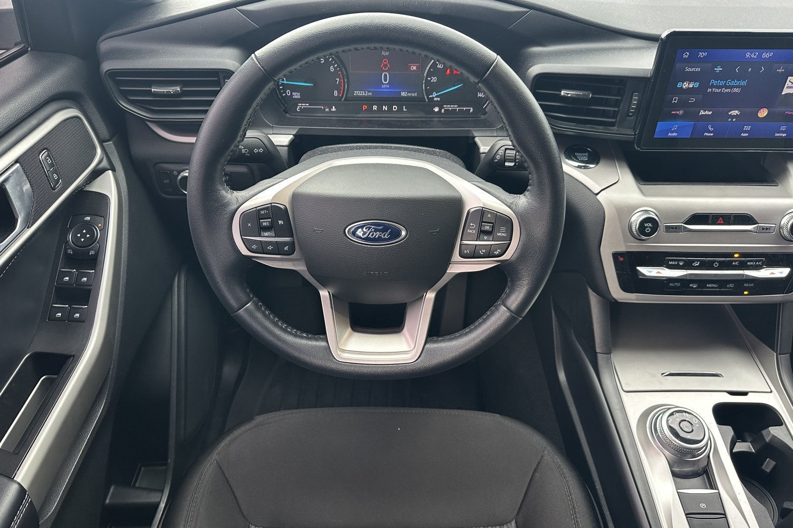 Used 2022 Ford Explorer XLT RWD image 13