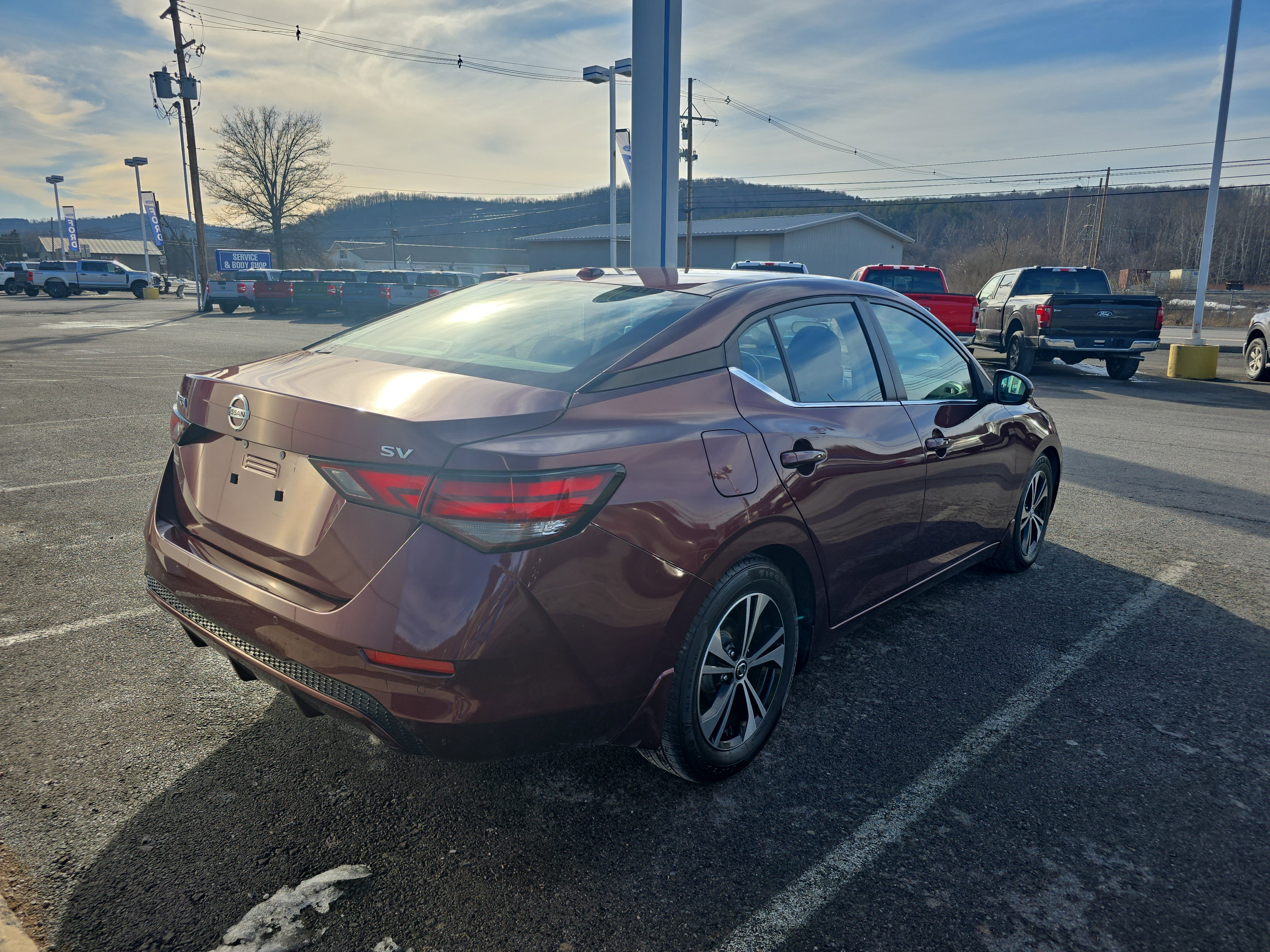 Used 2020 Nissan Sentra SV image 3