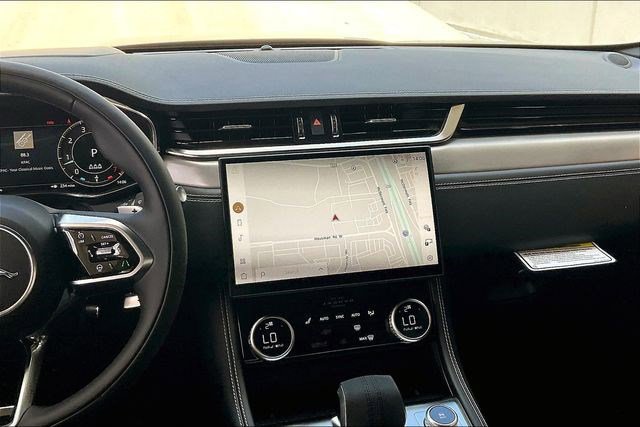 New 2026 Jaguar F-PACE R-Dynamic S image 6