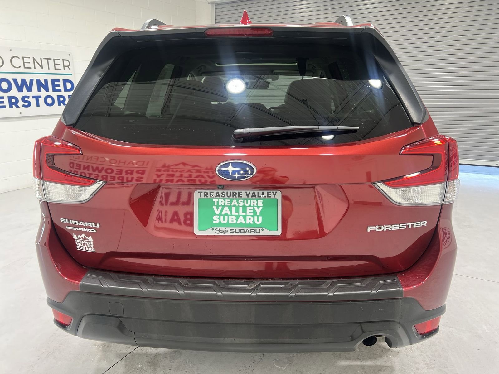 Used 2020 Subaru Forester Premium AWD/4WD image 7