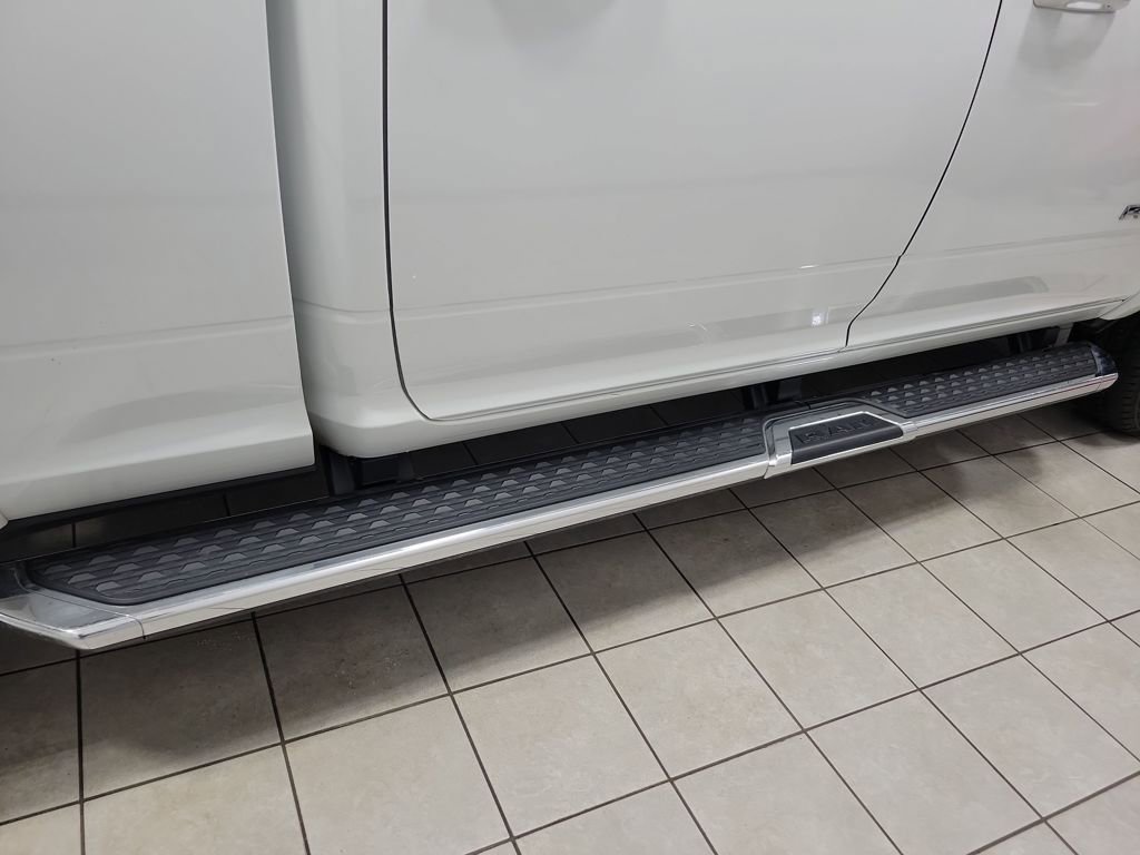 Used 2022 RAM 2500 Laramie AWD/4WD image 21
