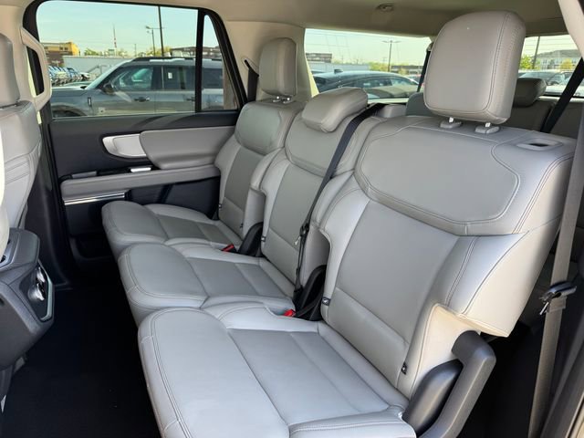 Certified 2025 Ford Expedition Max Active image 10