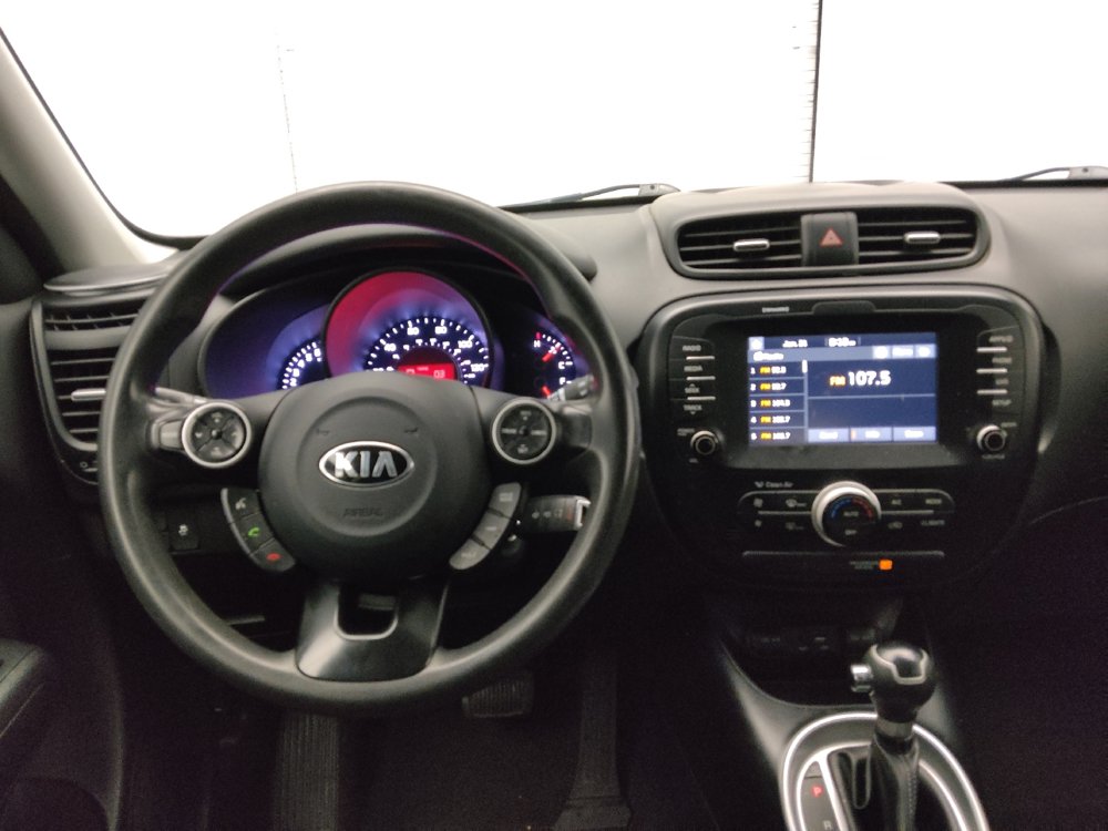 Used 2019 Kia Soul + FWD image 22