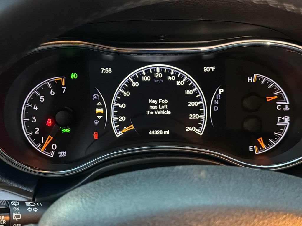 Used 2018 Jeep Grand Cherokee Limited AWD/4WD image 27