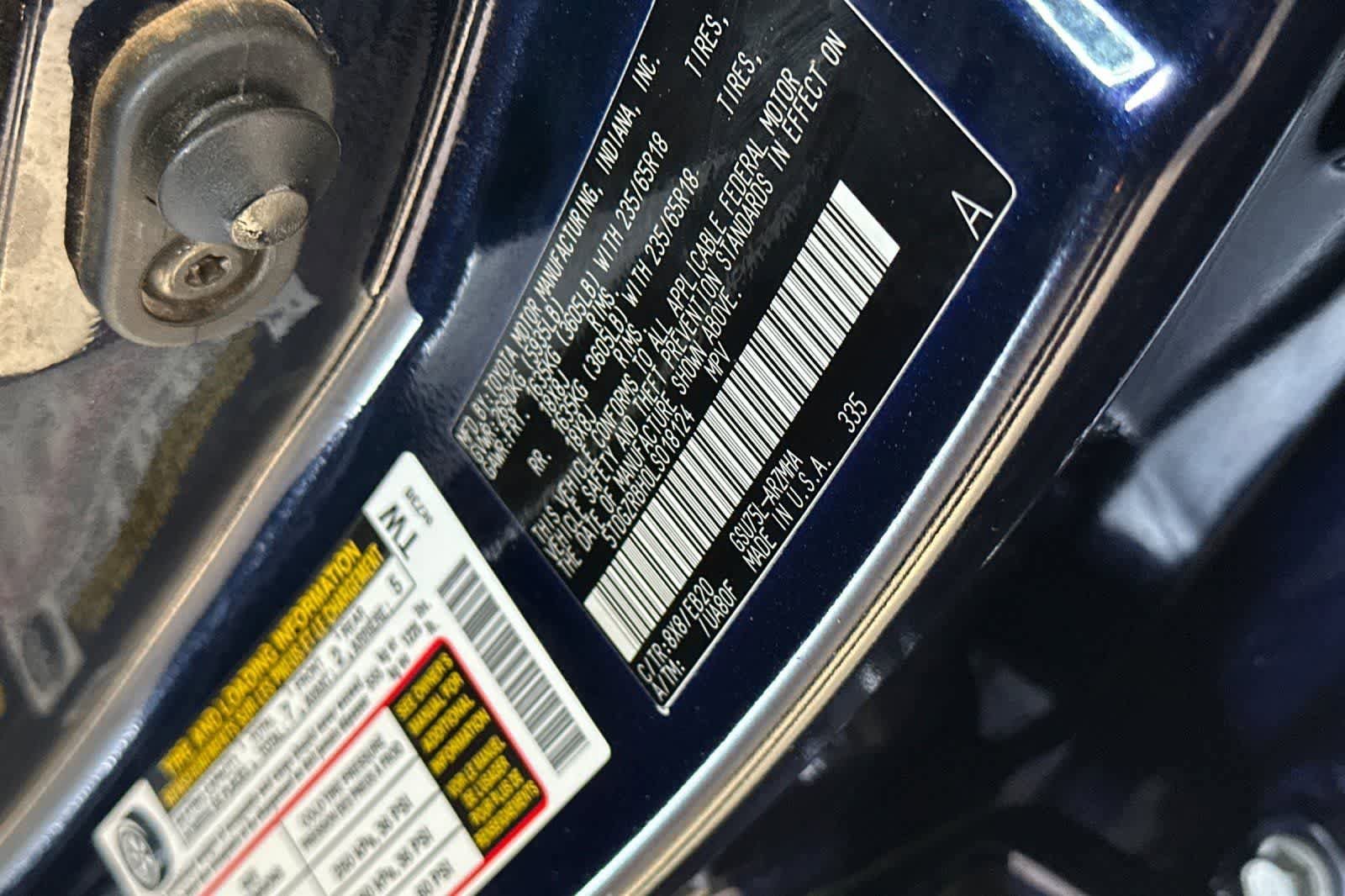 Used 2020 Toyota Highlander XLE image 38