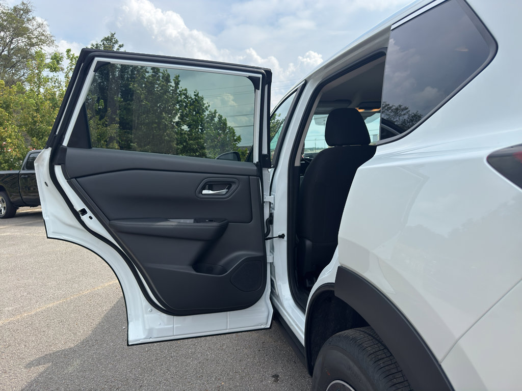 New 2026 Nissan Rogue SV image 19