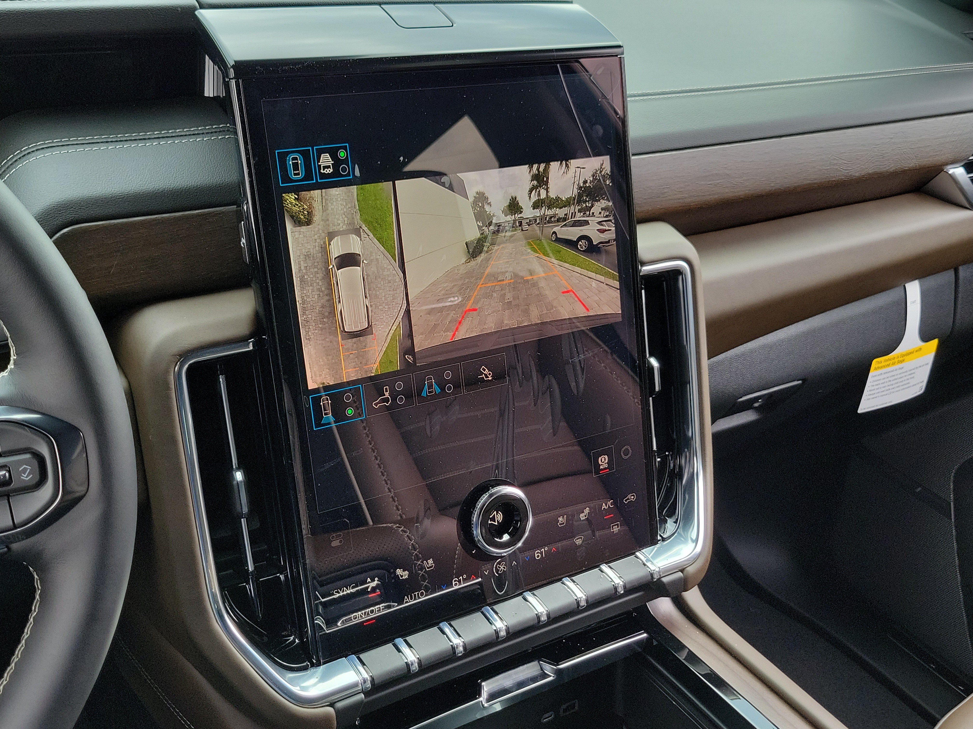 New 2026 GMC Yukon XL Denali Ultimate AWD/4WD image 31