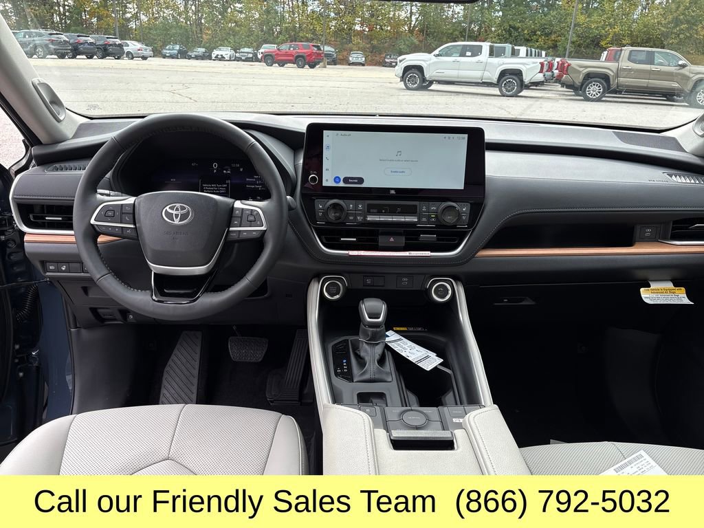 New 2026 Toyota Grand Highlander Limited image 14