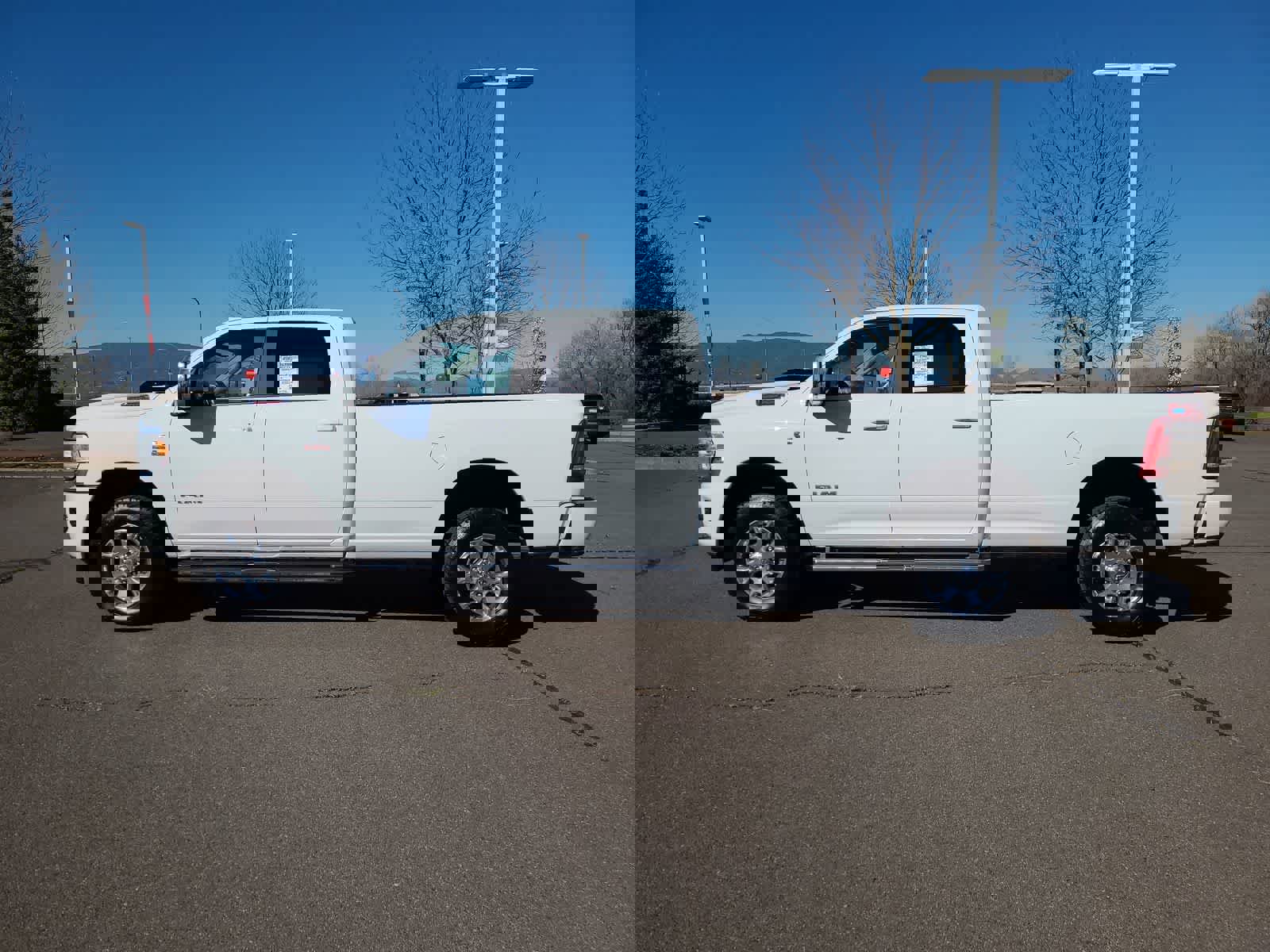 Used 2024 RAM 2500 Laramie image 11