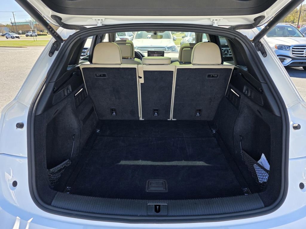 Used 2025 Audi Q5 2.0T Premium image 10