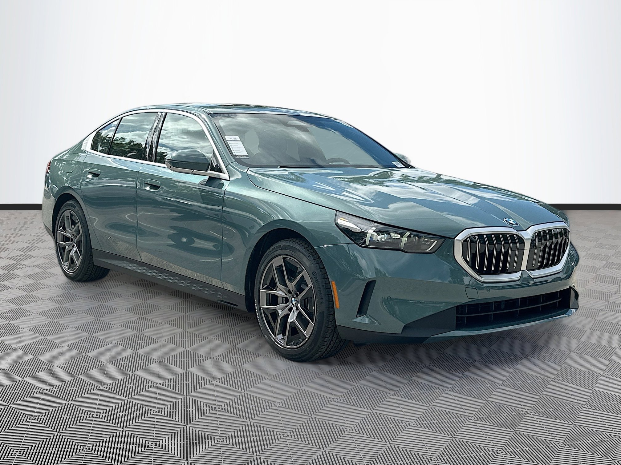 New 2026 BMW 530i 530i w/ Convenience Package image 1