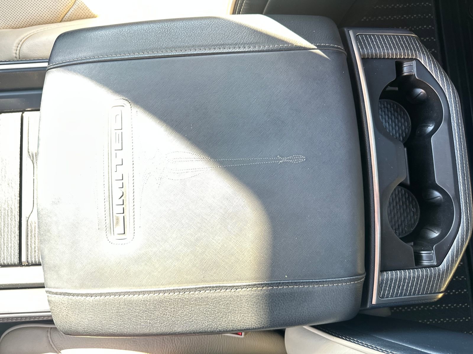 Used 2020 RAM 1500 Limited image 28