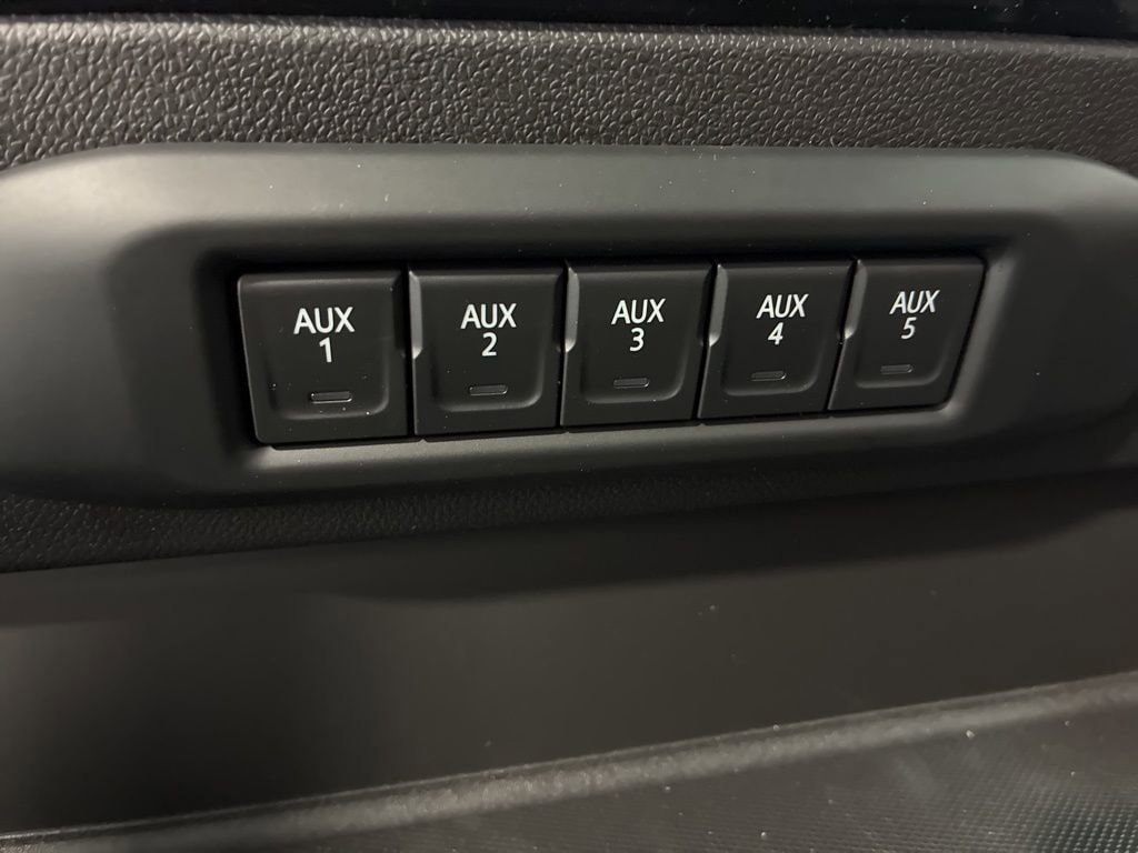 New 2026 Chevrolet Silverado 2500 High Country w/ High Country Premium Package AWD/4WD image 33