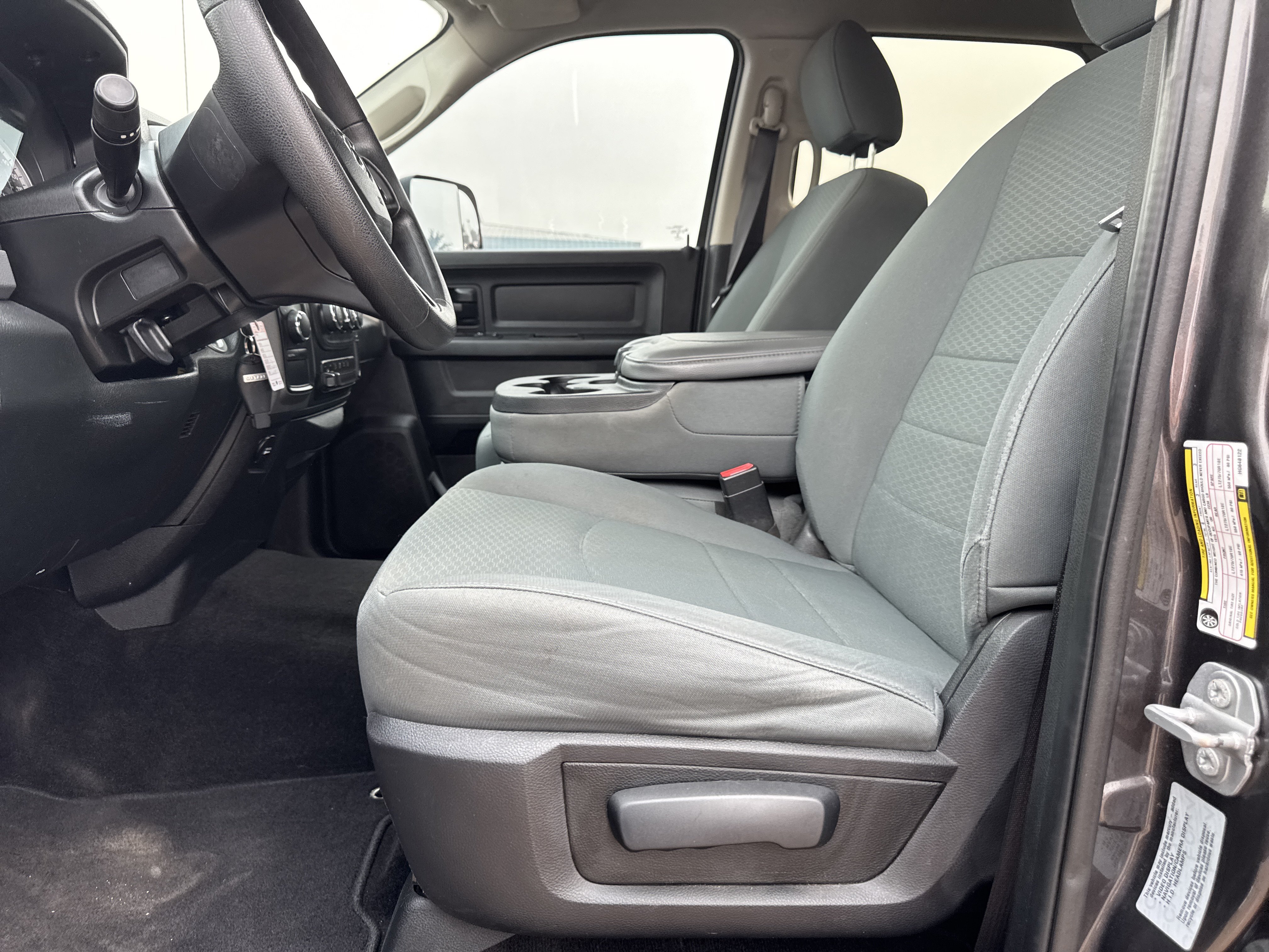 Used 2017 RAM 2500 Tradesman w/ Chrome Appearance Group AWD/4WD image 19