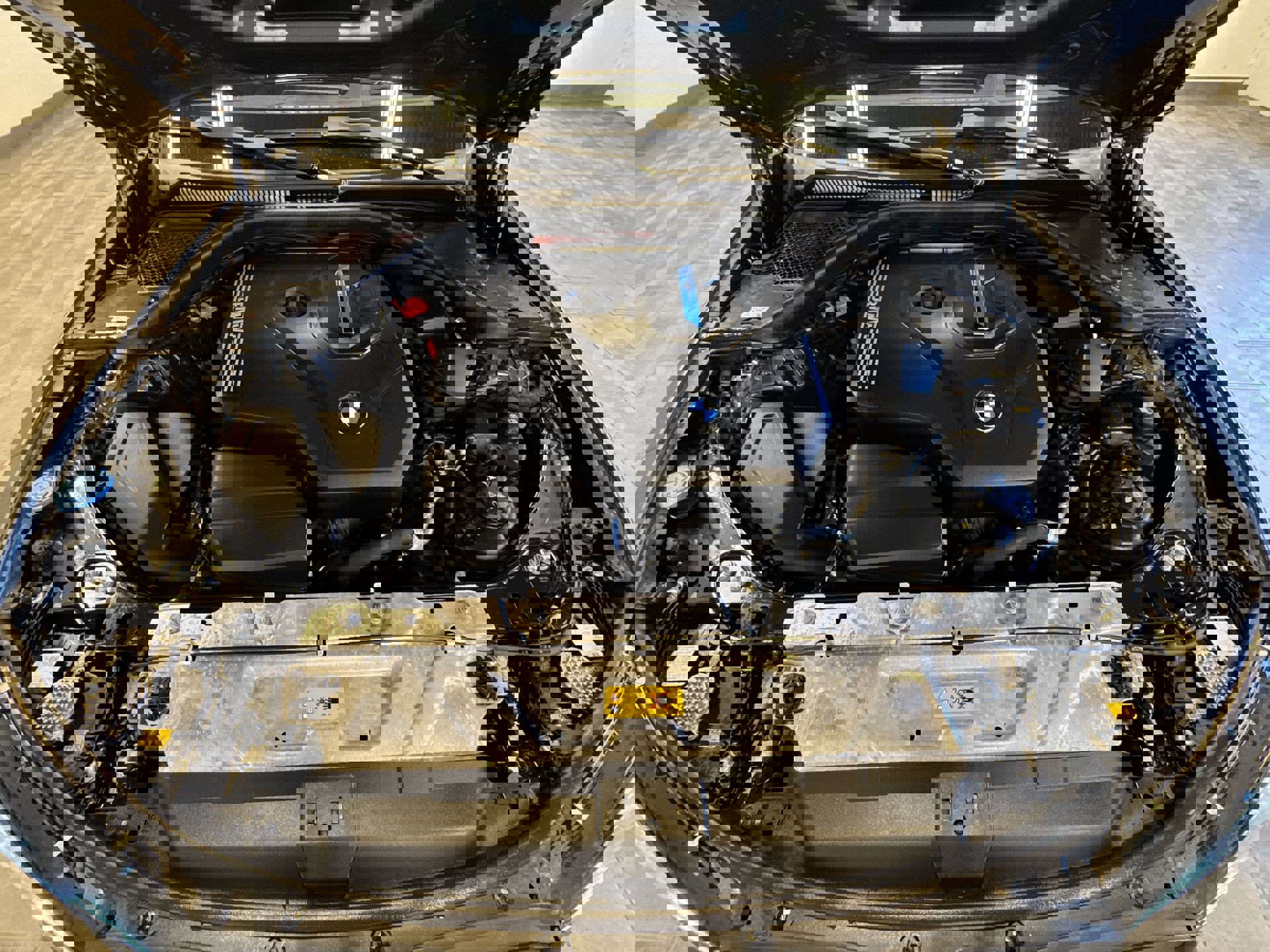 Used 2022 BMW 330e xDrive w/ M Sport Package image 26