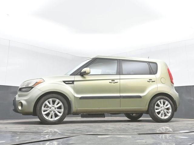 Used 2013 Kia Soul FWD image 41