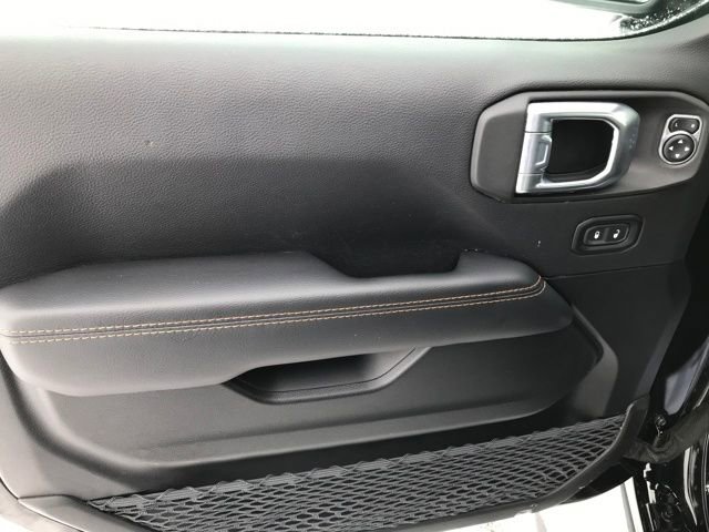 Used 2022 Jeep Wrangler Unlimited Sahara image 16