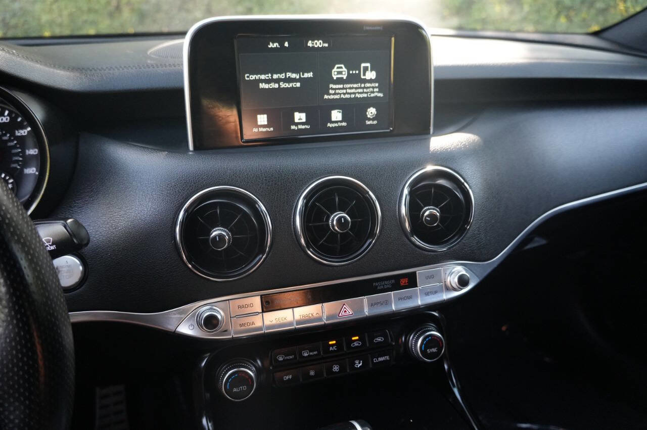Used 2021 Kia Stinger GT-Line image 17