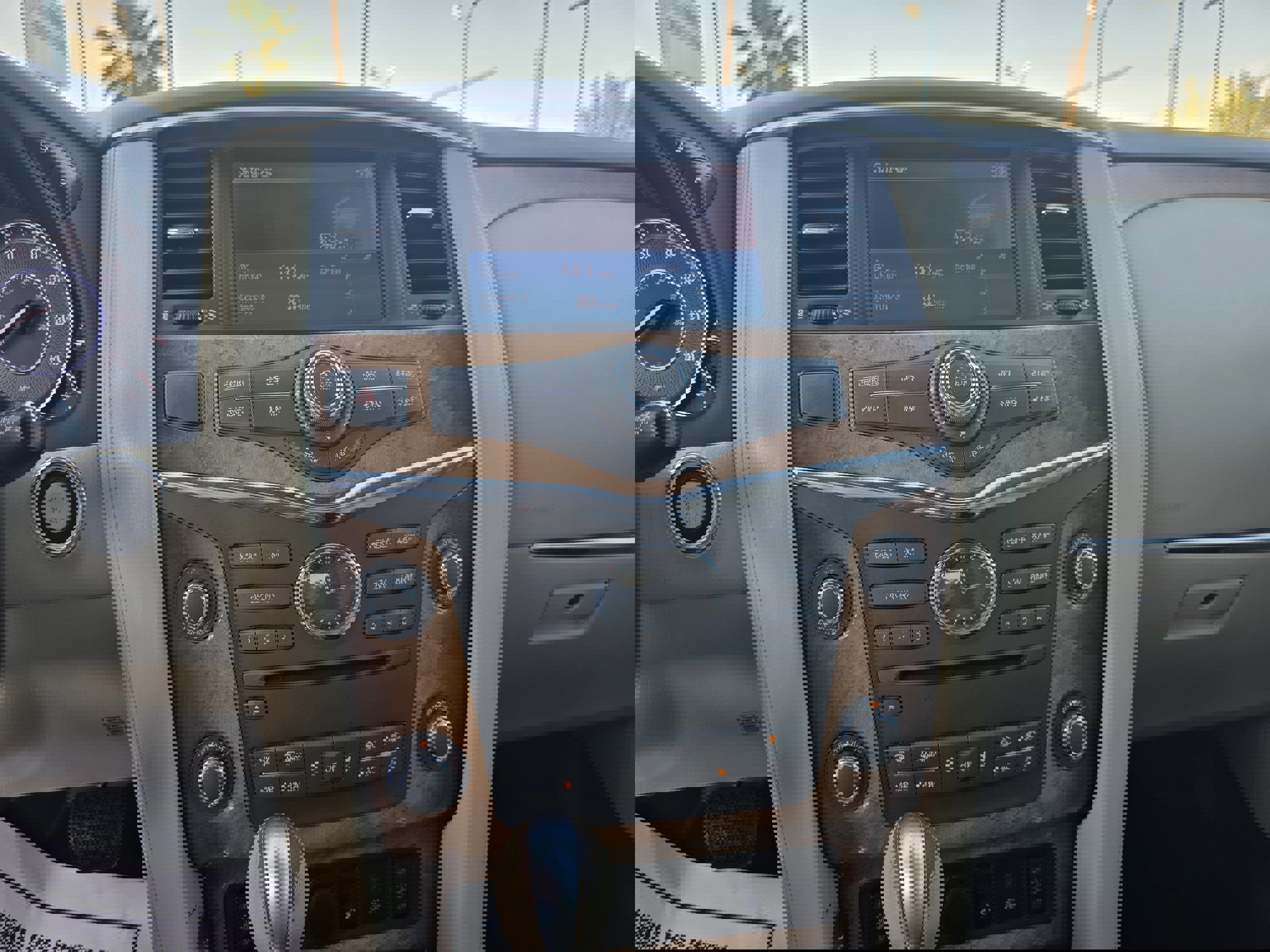 Used 2012 INFINITI QX56 2WD 4dr 7-passenger w/ Theater Pkg image 12