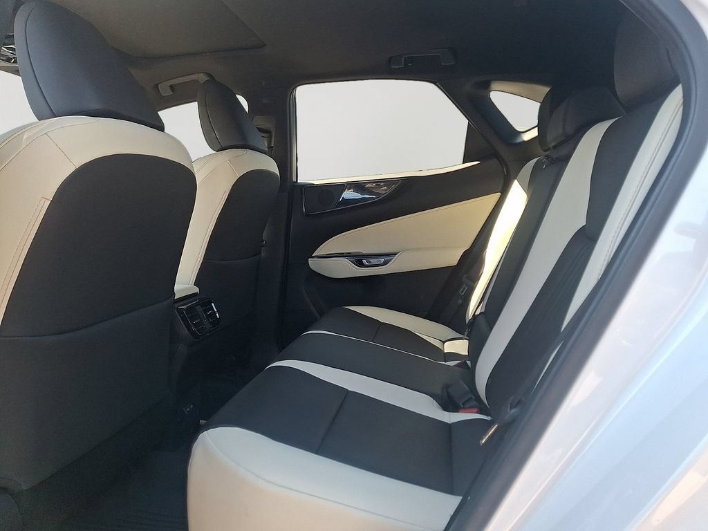 Used 2024 Lexus NX 350 AWD image 9
