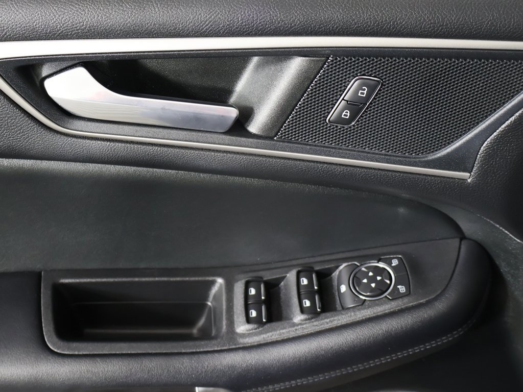 Used 2022 Ford Edge SEL w/ Convenience Package image 33