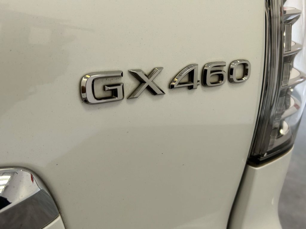Used 2018 Lexus GX 460 w/ Navigation Package AWD/4WD image 10