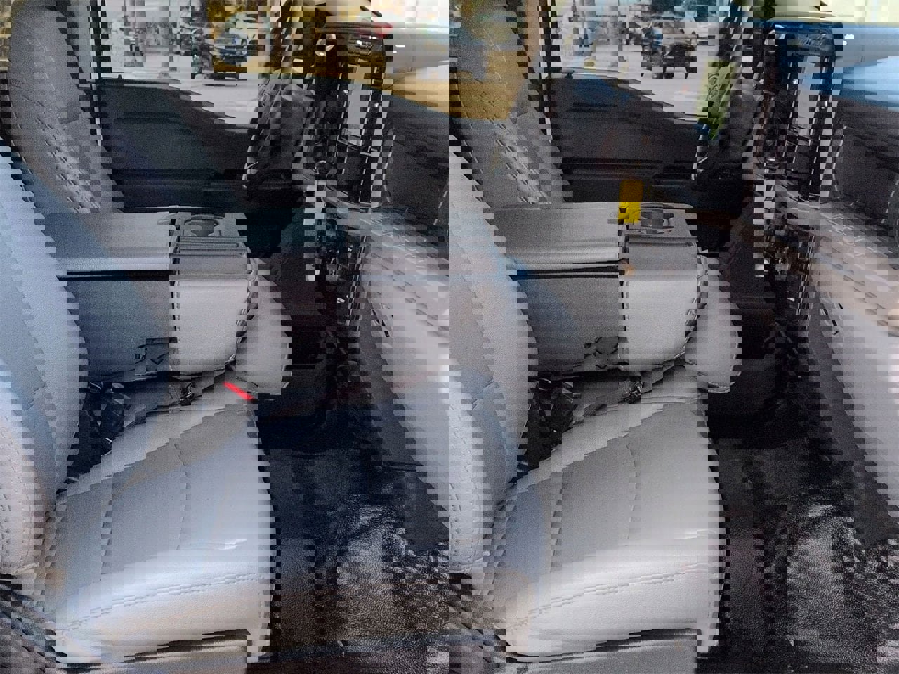 Used 2023 Ford F250 XL w/ FX4 Off-Road Package image 26