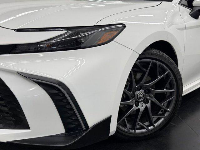Certified 2025 Toyota Camry SE FWD image 4