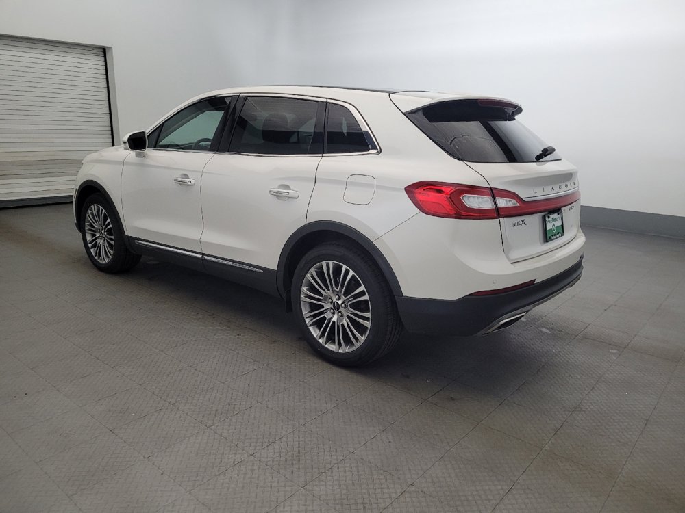 Used 2016 Lincoln MKX Reserve w/ Driver Assistance Package AWD/4WD image 3