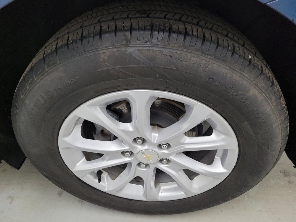 Used 2020 Chevrolet Equinox LT w/ Driver Convenience Package image 31