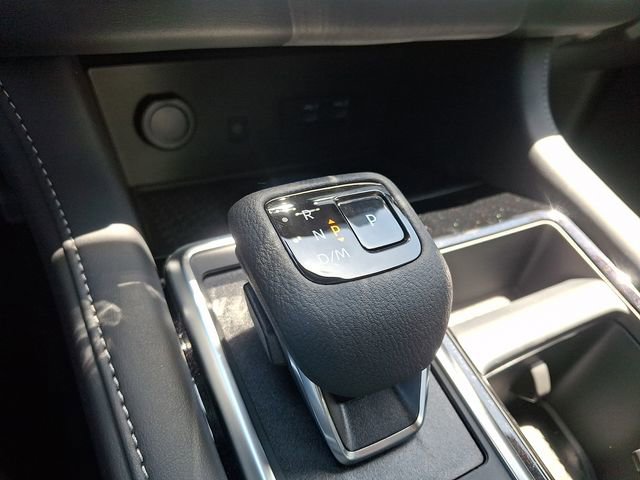 New 2026 Nissan Pathfinder SL AWD/4WD image 13