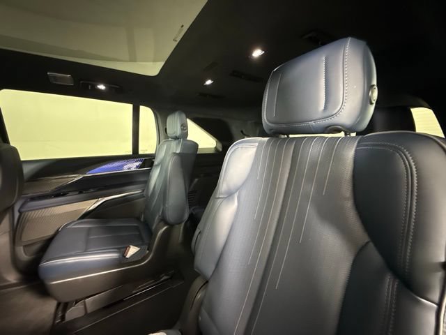 New 2025 Cadillac Escalade IQ Luxury 2 AWD/4WD image 25