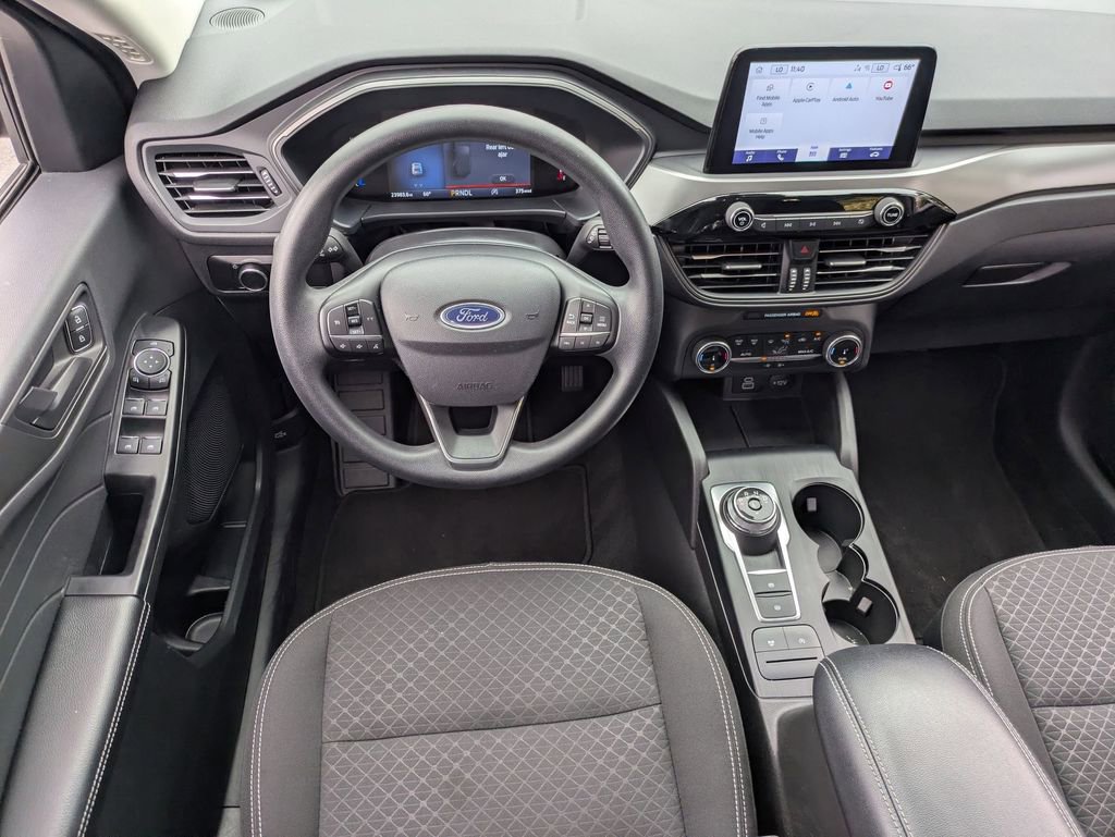 Used 2025 Ford Escape Active AWD/4WD image 25