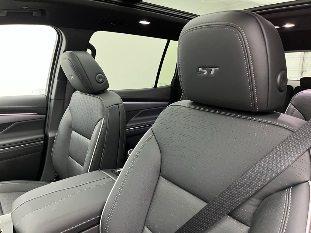 New 2026 Buick Enclave Sport Touring w/ Power Package image 21