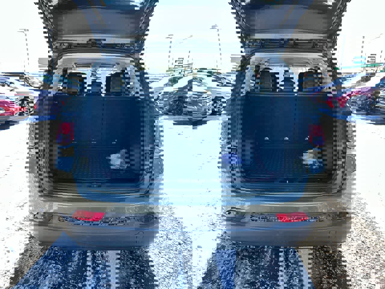 Used 2018 Jeep Compass Latitude w/ Cold Weather Group image 35