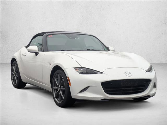 Used 2016 MAZDA MX-5 Miata Grand Touring video 3