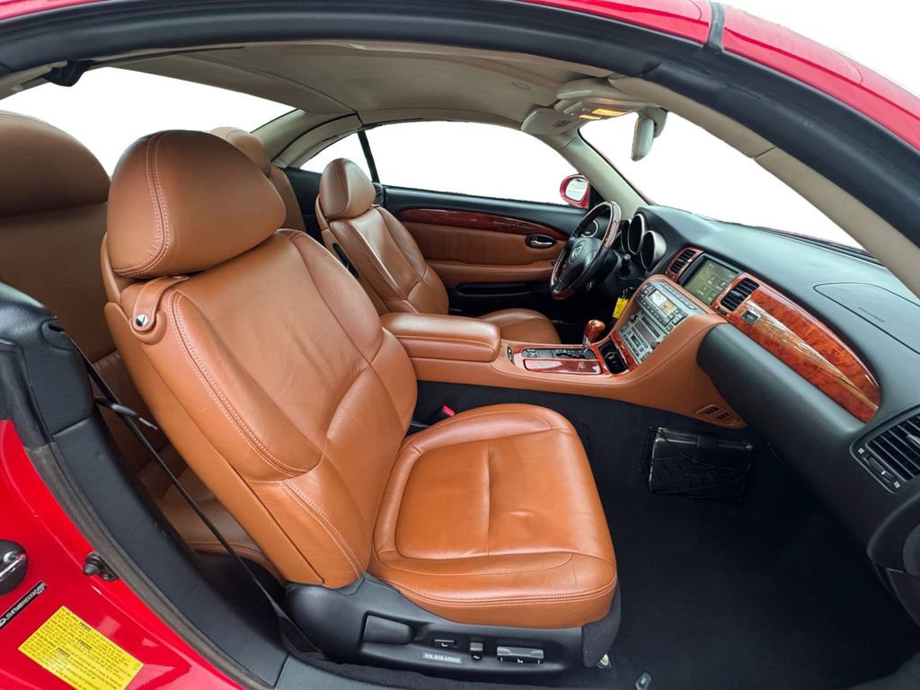 Used 2005 Lexus SC 430 Convertible RWD image 14