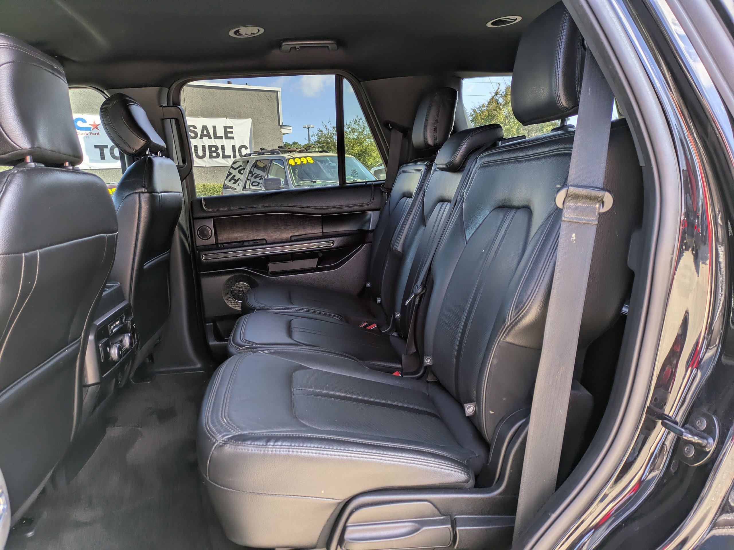 Used 2020 Ford Expedition Limited image 15