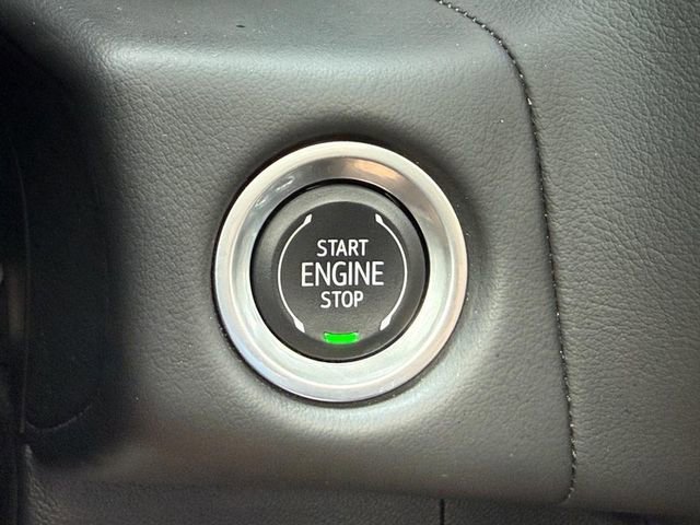 Used 2024 Chevrolet Tahoe Premier AWD/4WD image 18