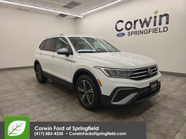 Used 2024 Volkswagen Tiguan Wolfsburg Edition image 5
